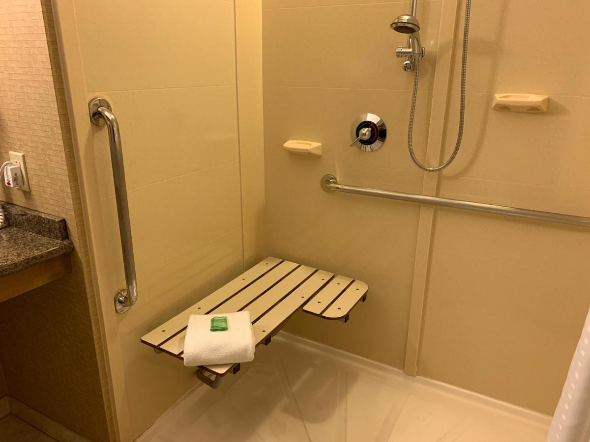 King Room - Disability Access Roll in Shower/Non-Smoking at Holiday Inn Johnstown Downtown by IHG