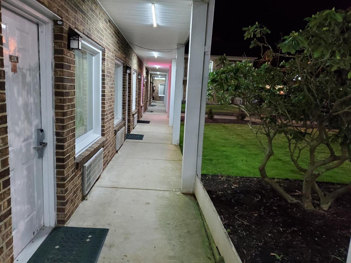 | Elk Inn Motel