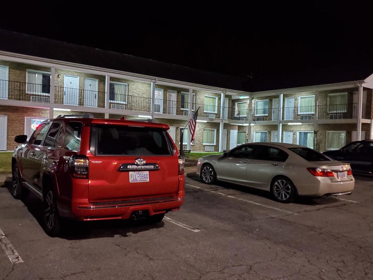 | Elk Inn Motel