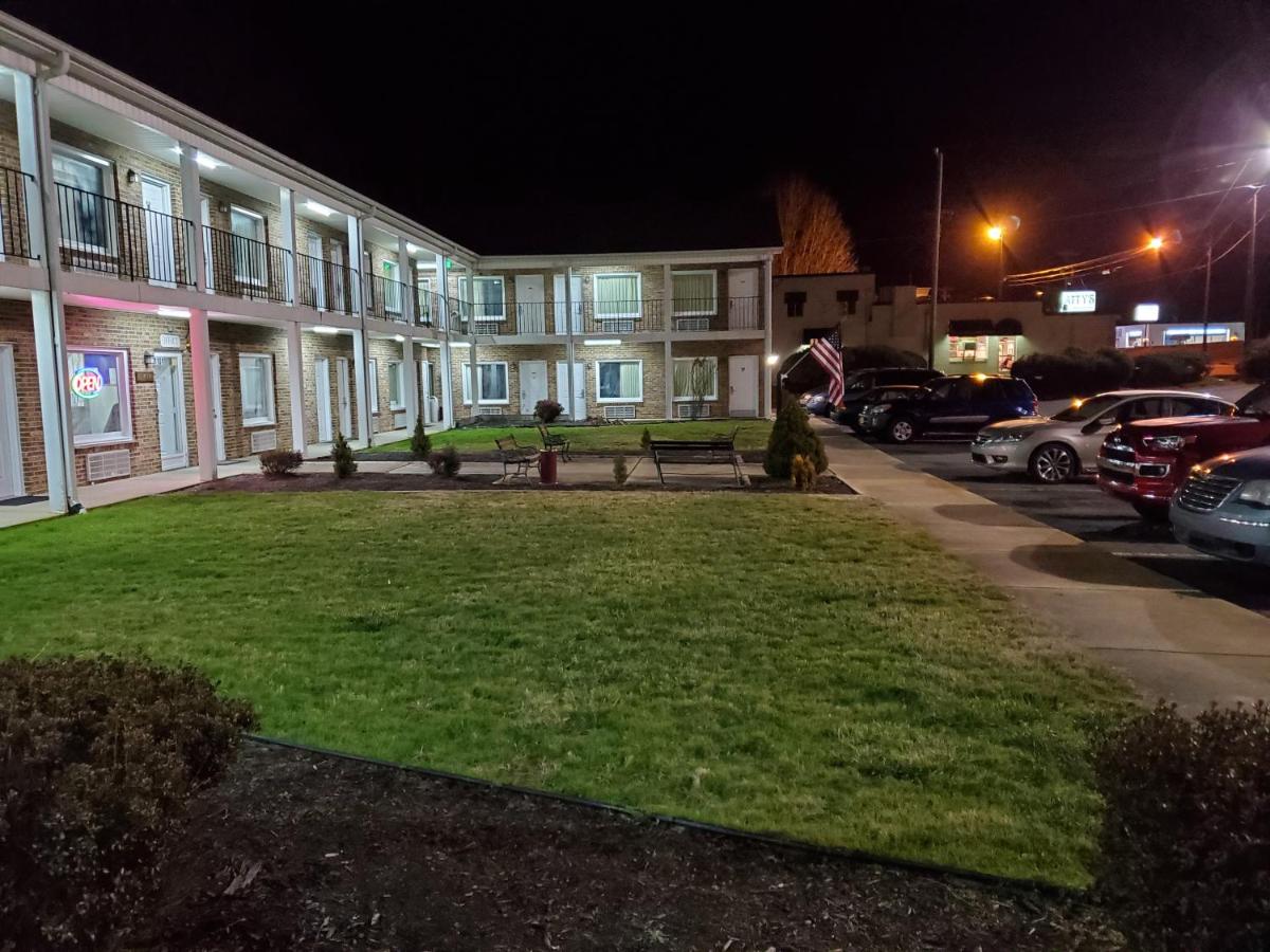| Elk Inn Motel
