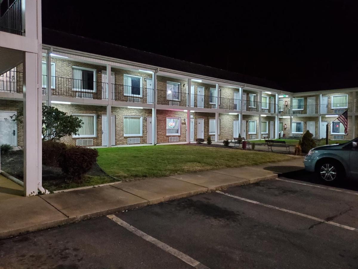 | Elk Inn Motel
