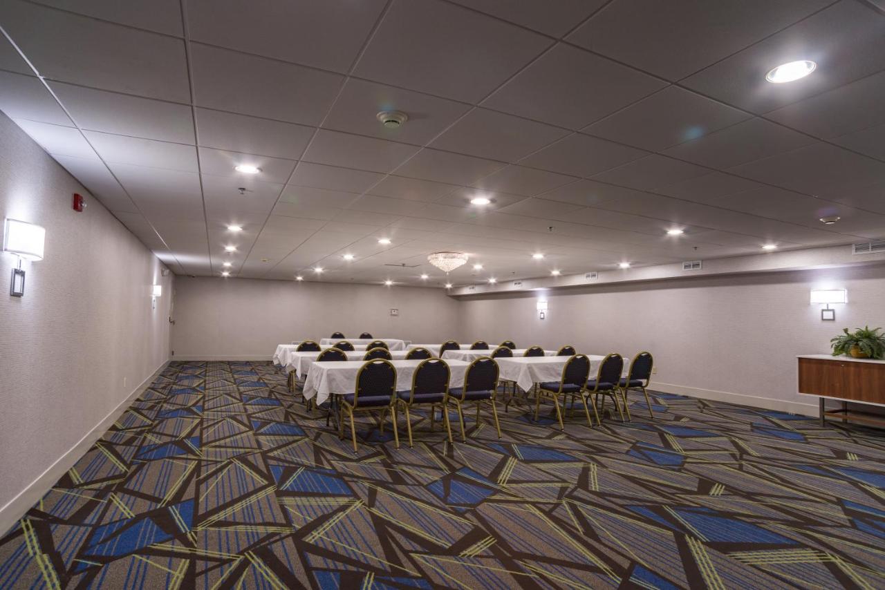  | Holiday Inn Express Branford-New Haven, an IHG Hotel