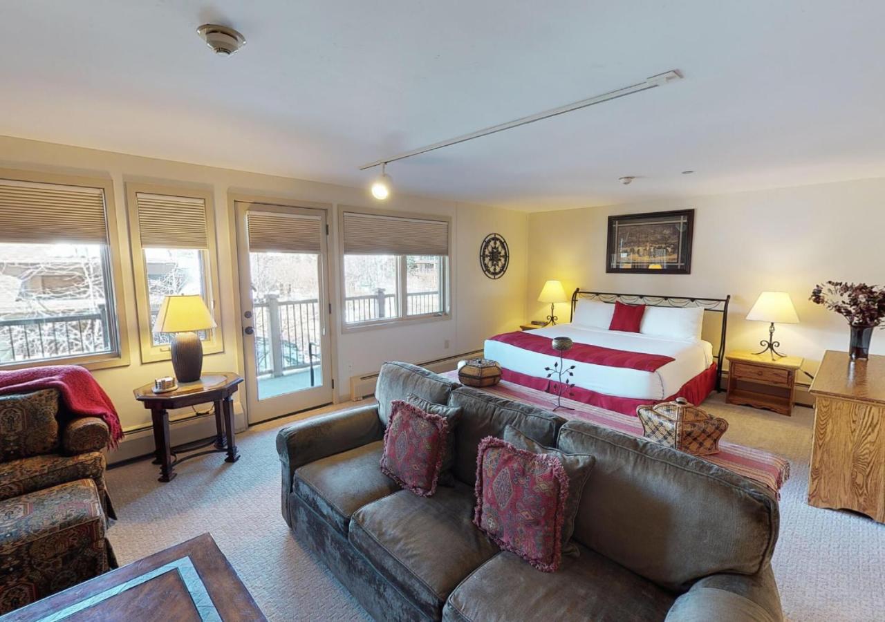 Standard Studio at Manor Vail Lodge