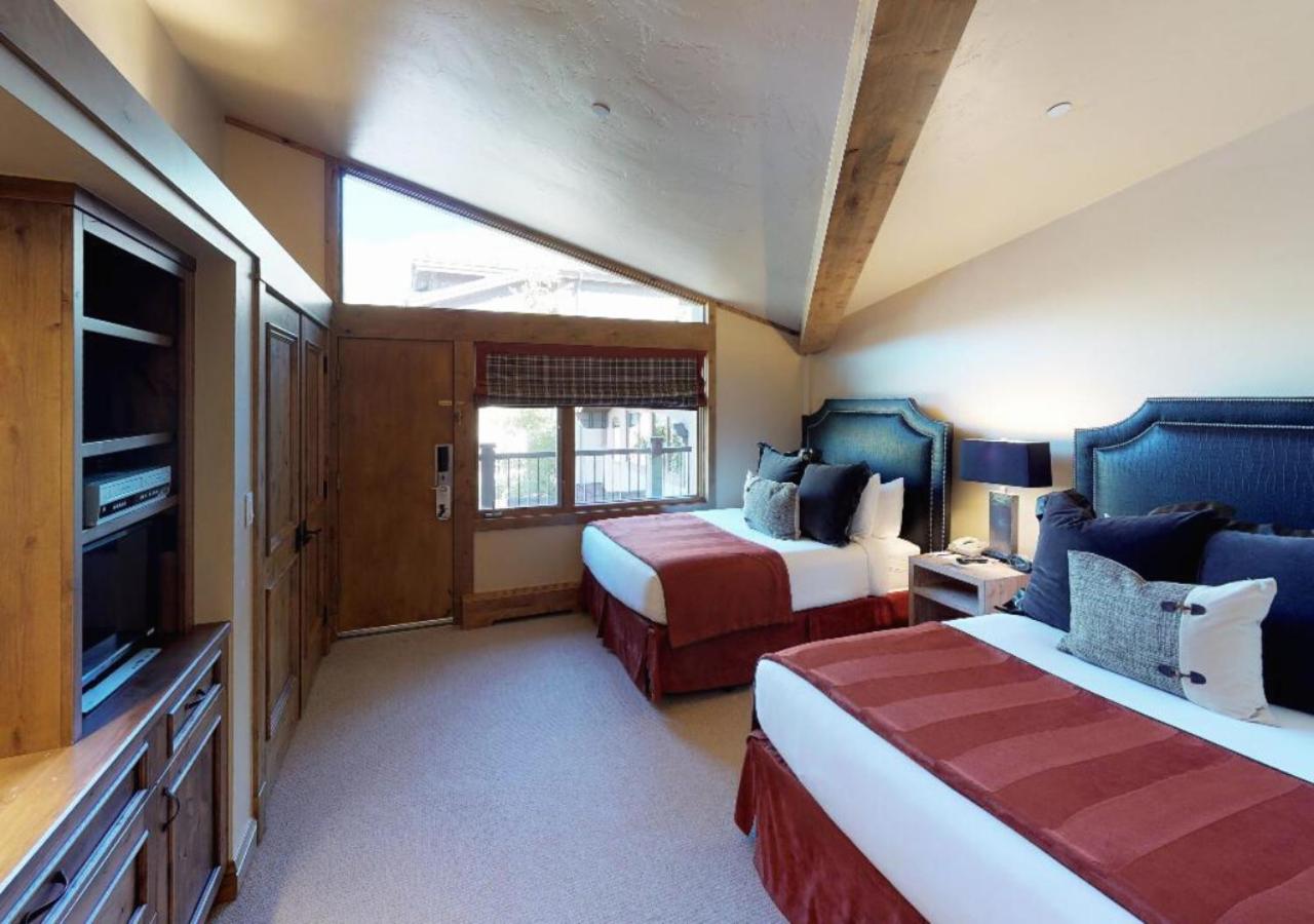 Superior Two-Bedroom Apartment at Manor Vail Lodge