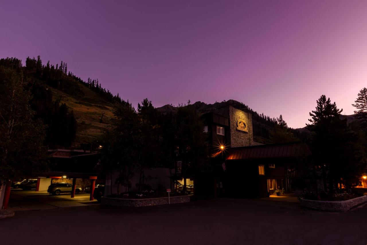 | Red Wolf Lodge at Olympic Valley