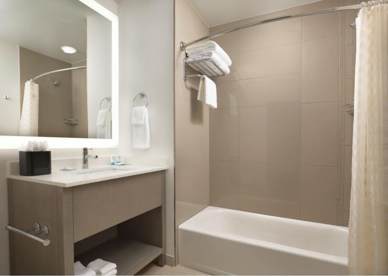 Studio Suite with Sofa Bed at Hyatt House San Jose Airport
