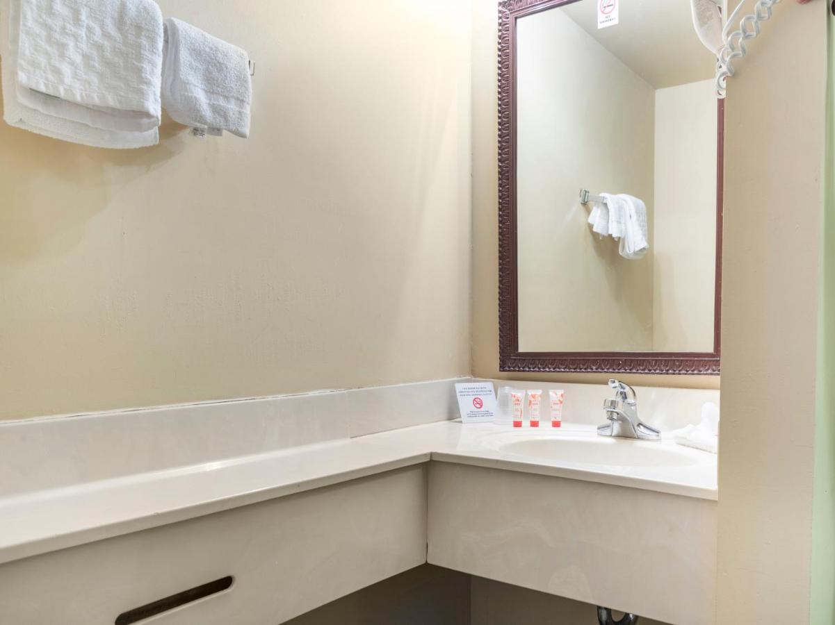  | Mansion View Inn & Suites