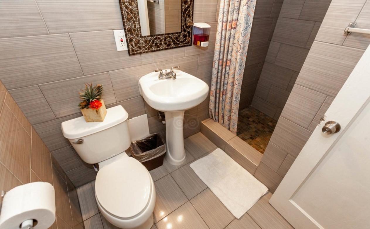  | The Beach Waikiki Boutique Hostel