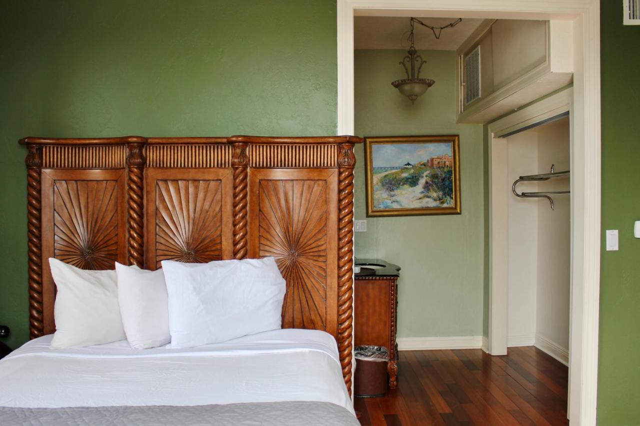 | Casa Marina Hotel & Restaurant - Jacksonville Beach