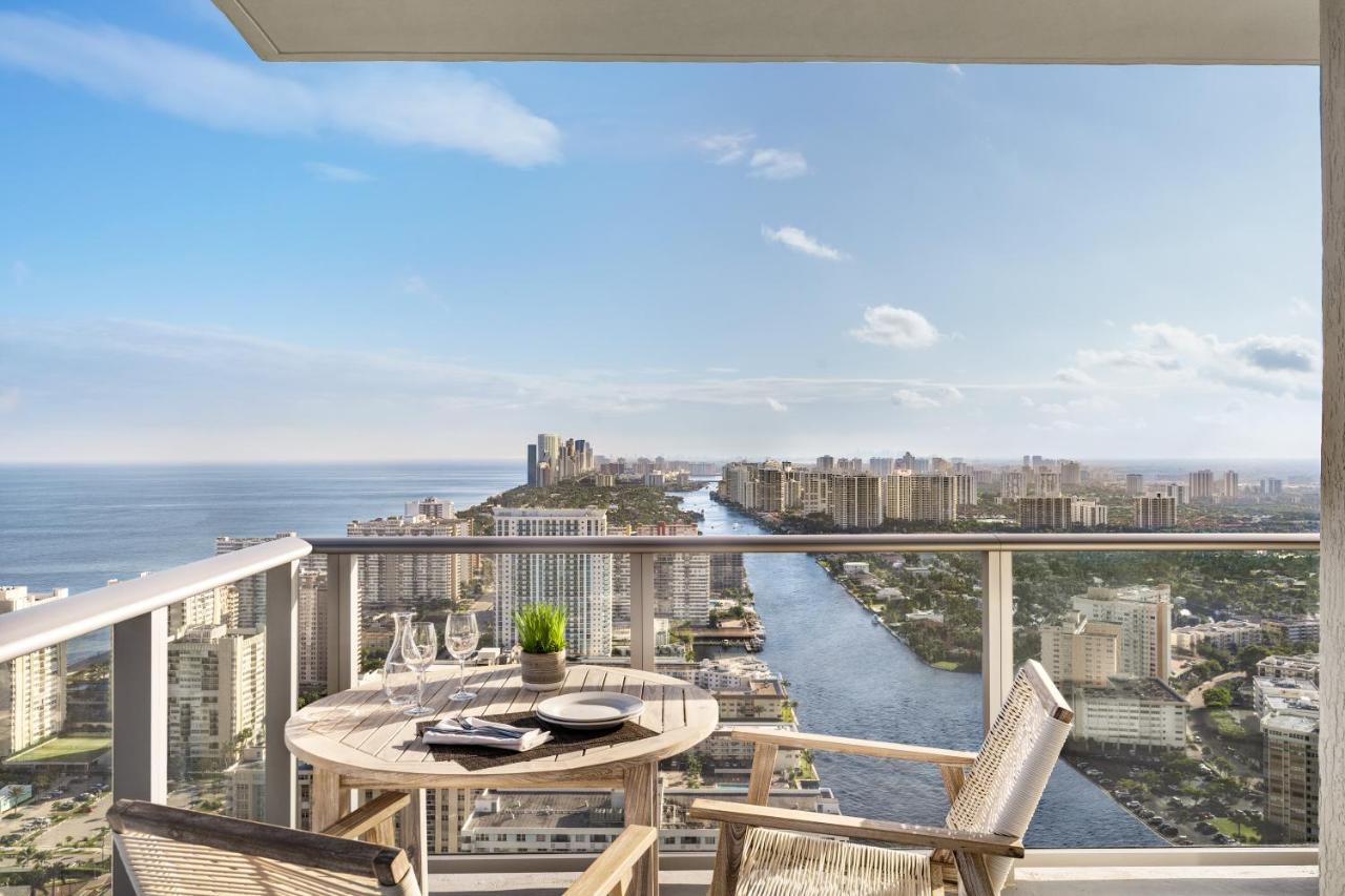 2 Bedroom Corner Suite View-Ocean/Intracoastal/City with Kitchen at Hyde Beach House