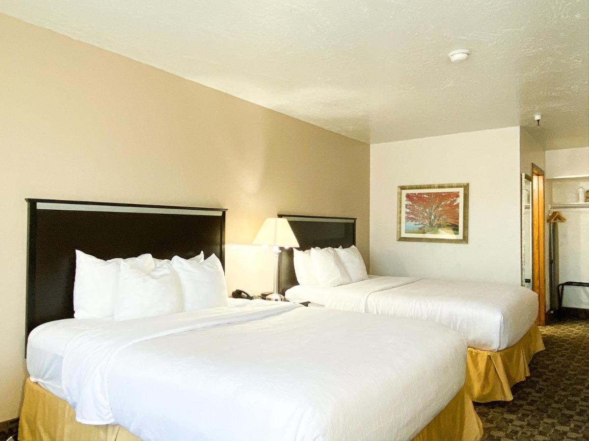 Queen Room with Two Queen Beds at Quality Inn Vernal near Dinosaur National Monument