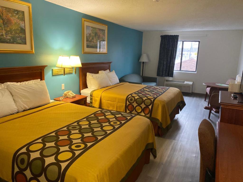  | Americas Best Value Inn West Frankfort