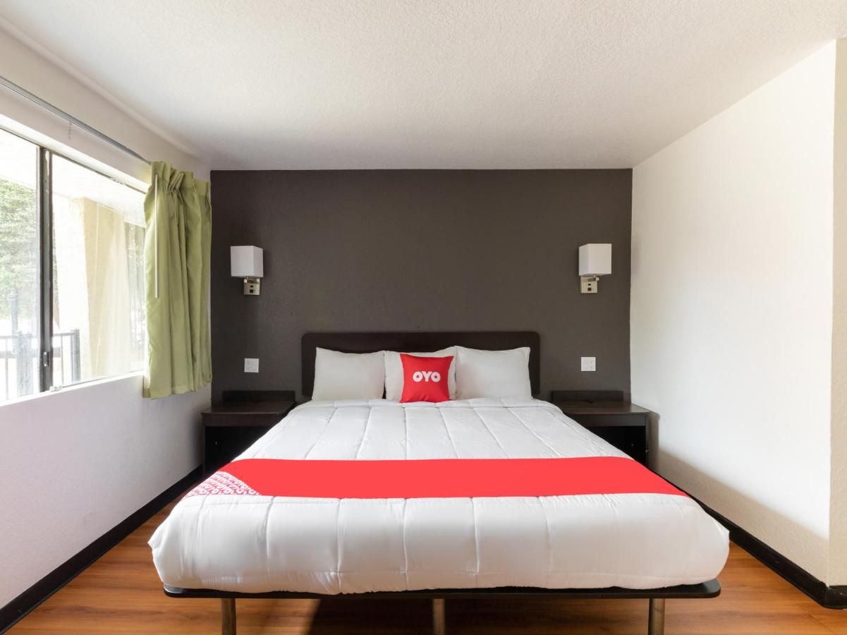  | OYO Hotel Irving DFW Airport North