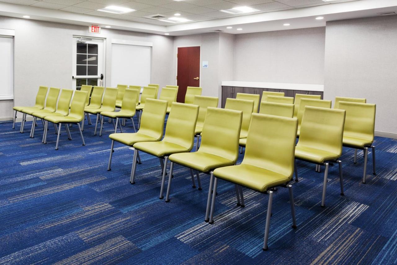 | Holiday Inn Express Hotel & Suites Dothan North, an IHG Hotel