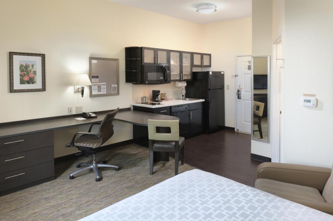 King Studio at Candlewood Suites Odessa by IHG