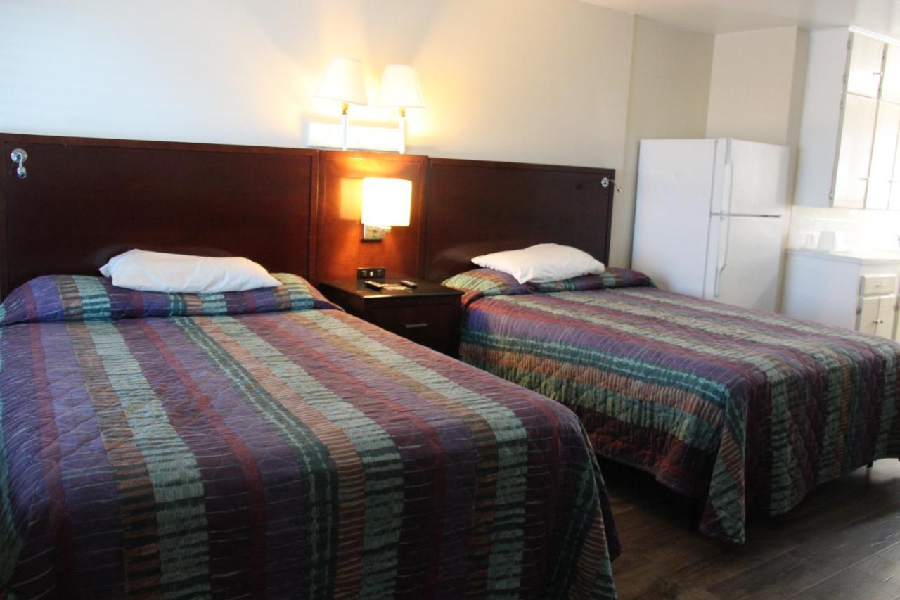 | Economy Inn Safford