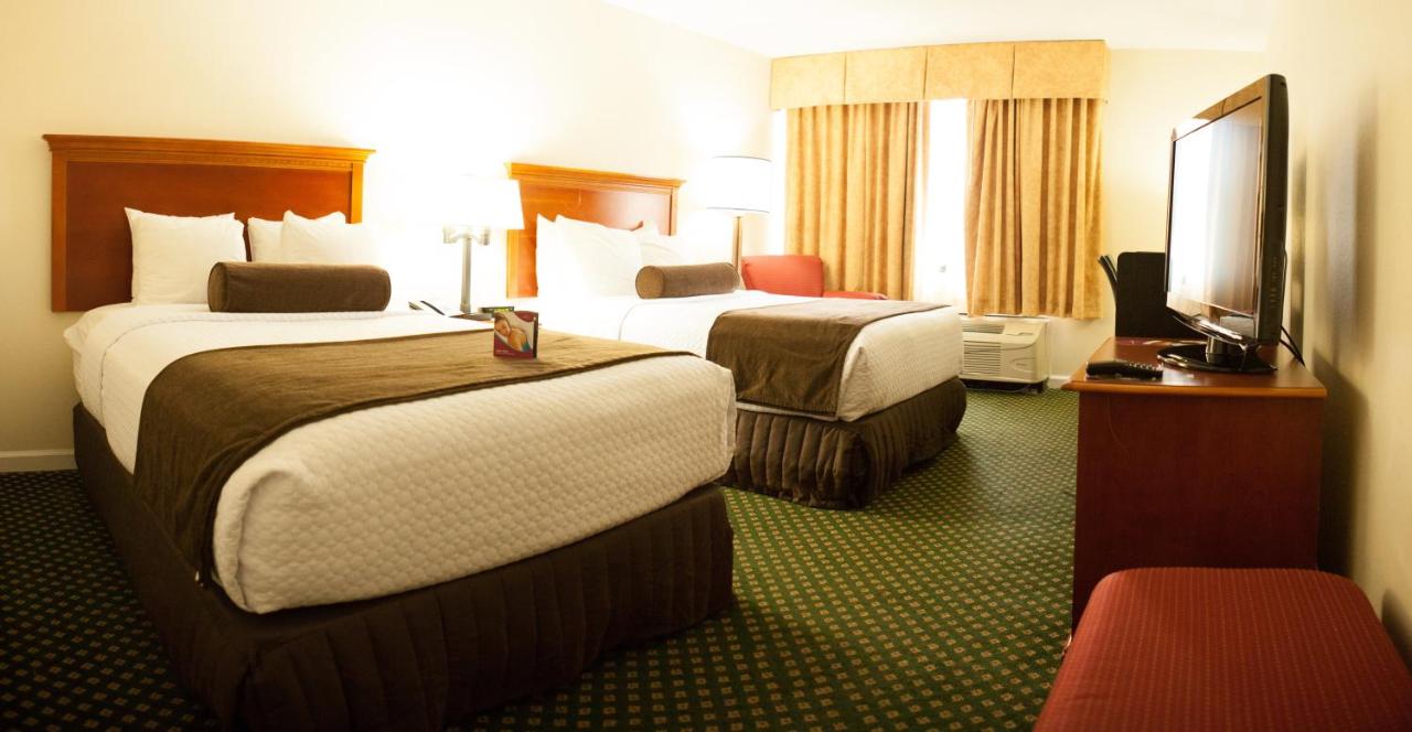 Double Room with Two Double Beds with Exterior Access - Non Smoking at Crowne Plaza Hotel Hickory by IHG