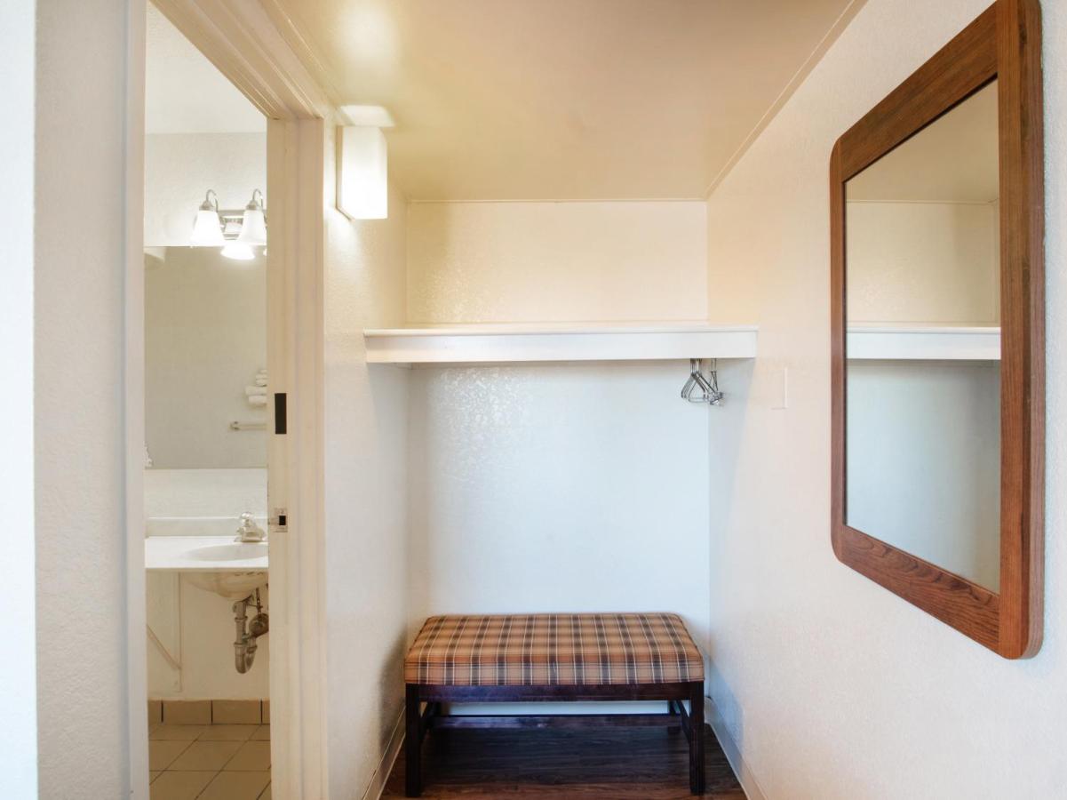  | OYO Hotel Oklahoma City Northeast