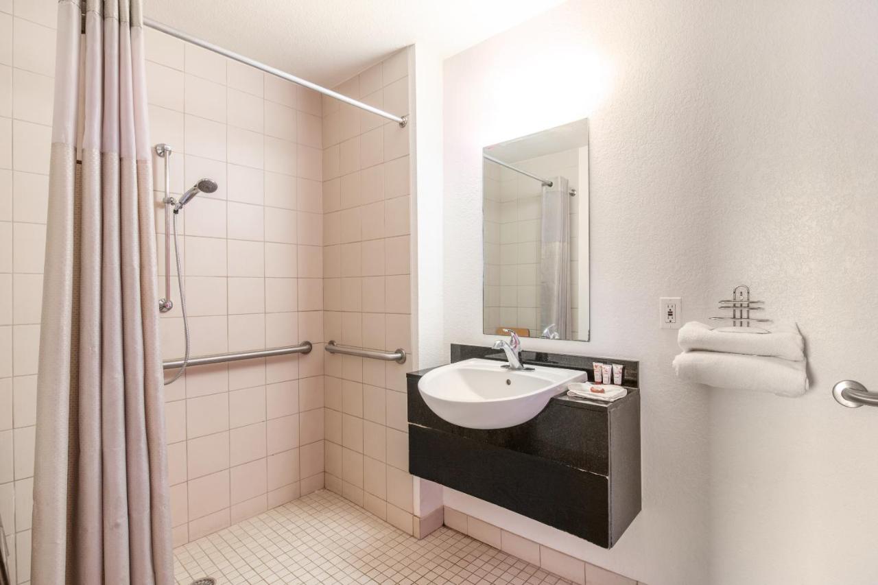 | Regency Inn Tulsa