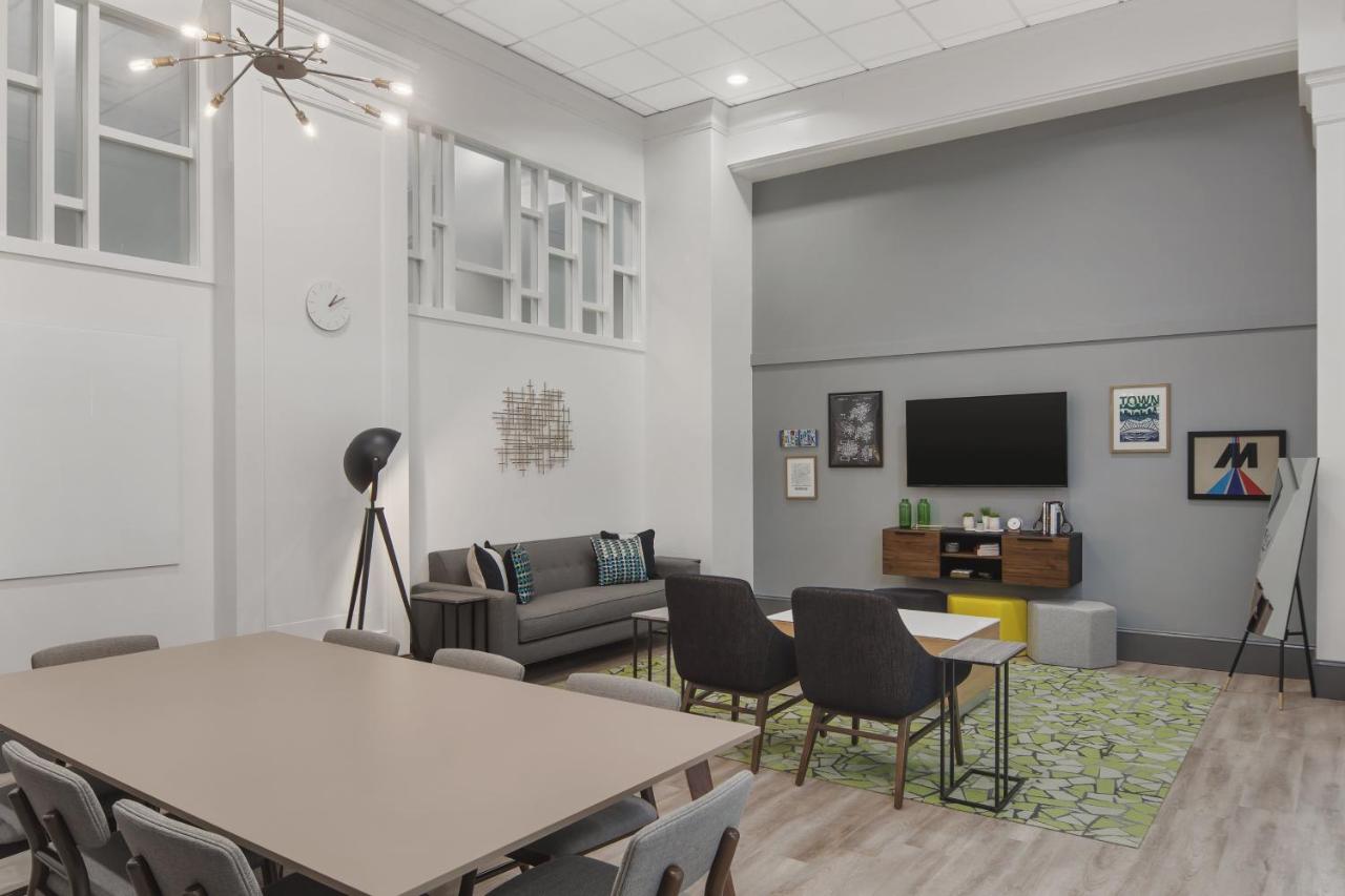 | Crowne Plaza Greenville, an IHG Hotel