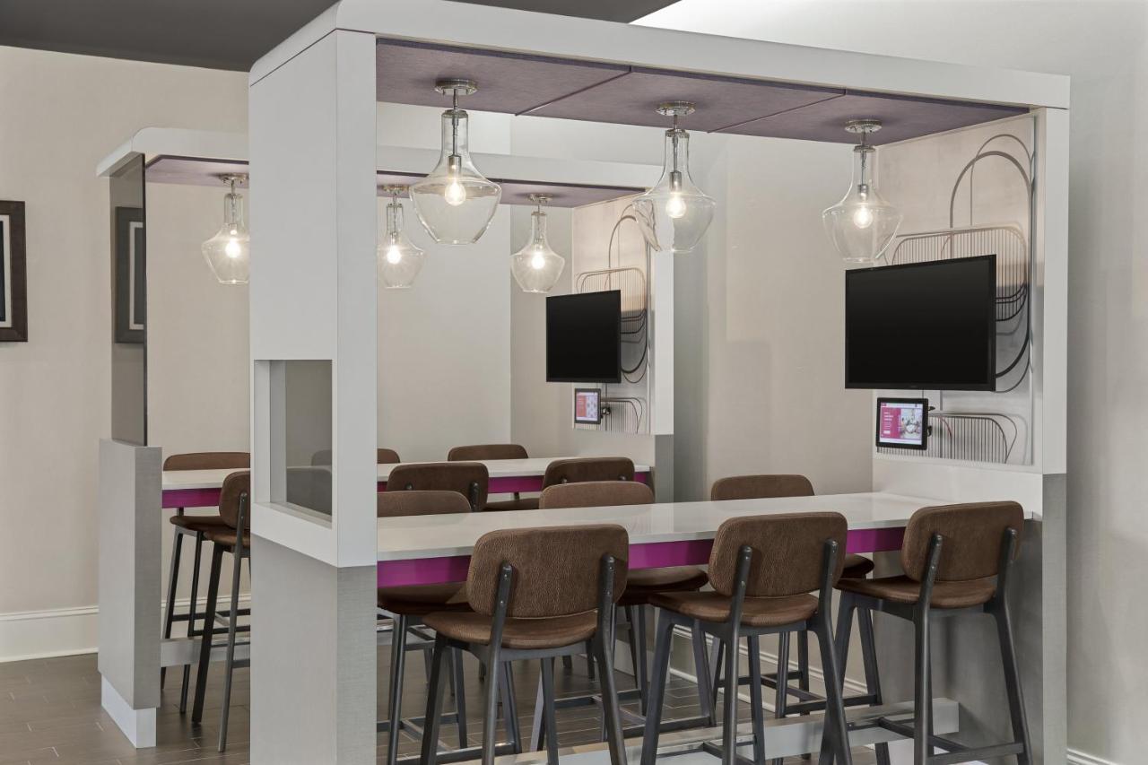 | Crowne Plaza Greenville, an IHG Hotel