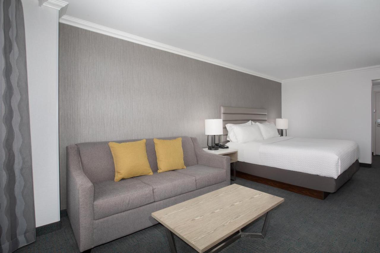 Executive King Room - Non-Smoking at Crowne Plaza Costa Mesa Orange County, an IHG Hotel