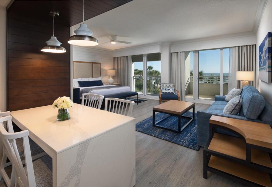 King Studio with Sofa Bed and Gulf View at The Resort at Longboat Key Club