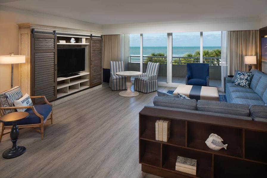Deluxe Two-Bedroom Suite with Gulf View at The Resort at Longboat Key Club