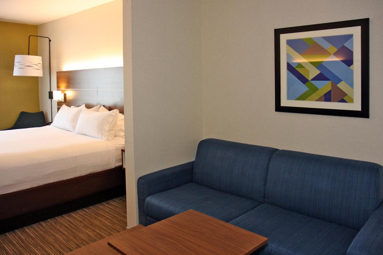  | Holiday Inn Express Branford-New Haven, an IHG Hotel