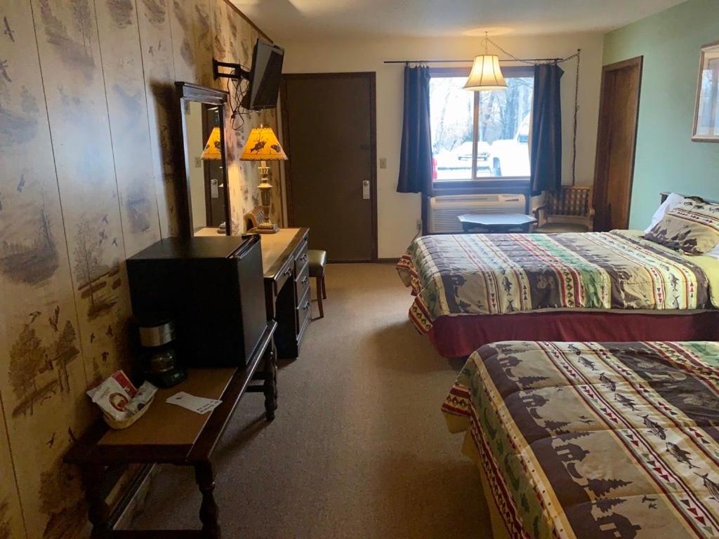 | Hidden Lake Resort
