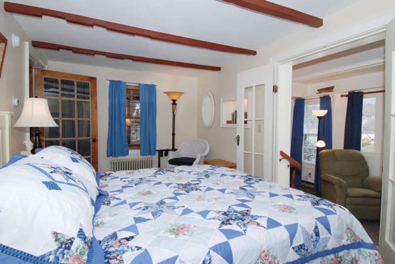 | Beach Cottage Inn