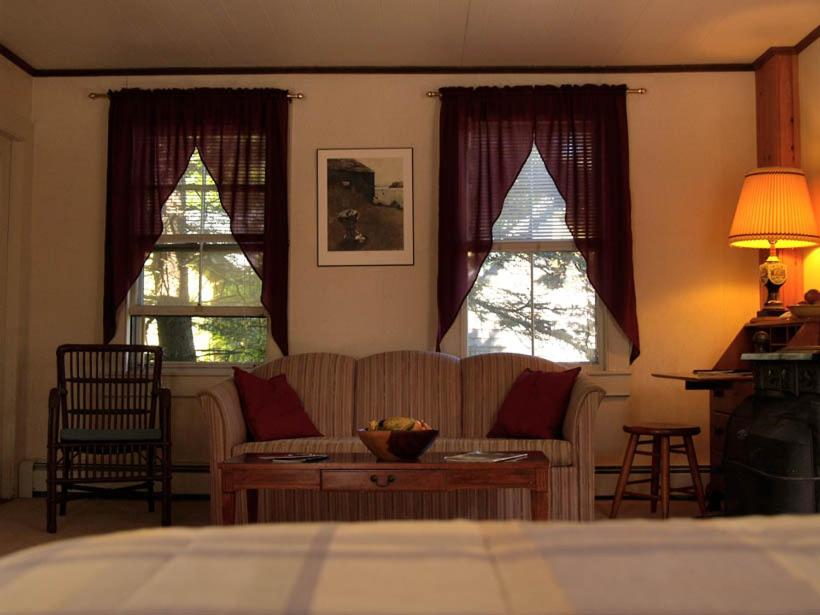 | Beach Cottage Inn