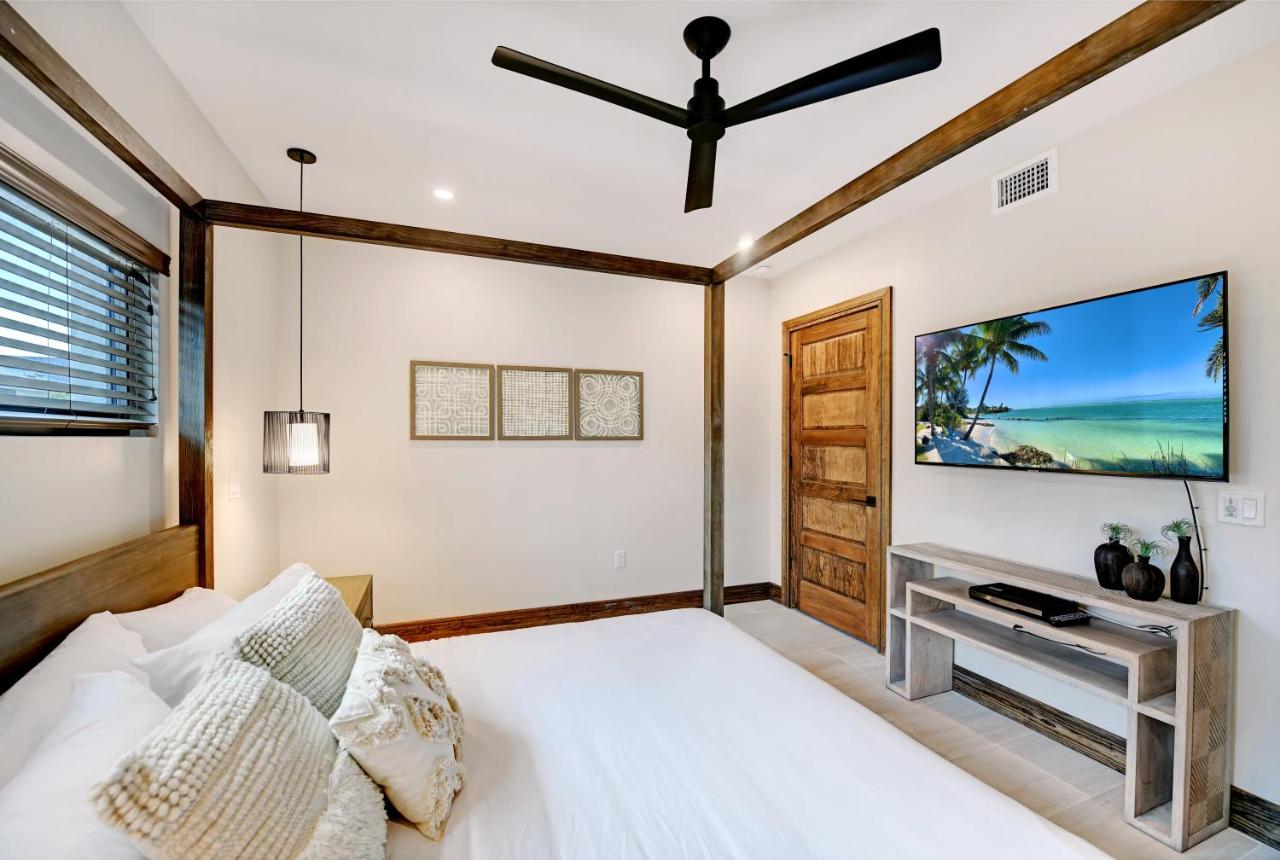 King Suite with Pool View at Bali Hai Beachfront Resort and Spa