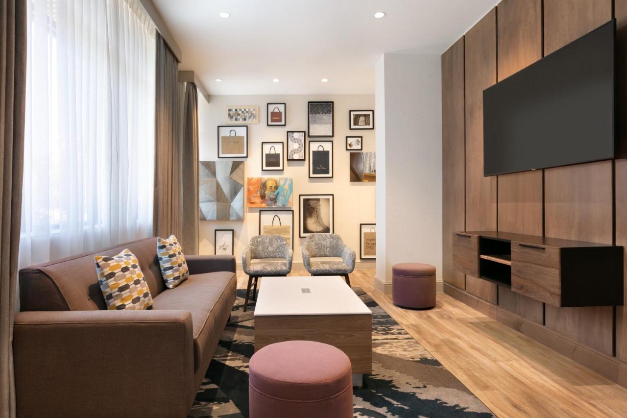 | Crowne Plaza Hotel Philadelphia - King of Prussia, an IHG Hotel