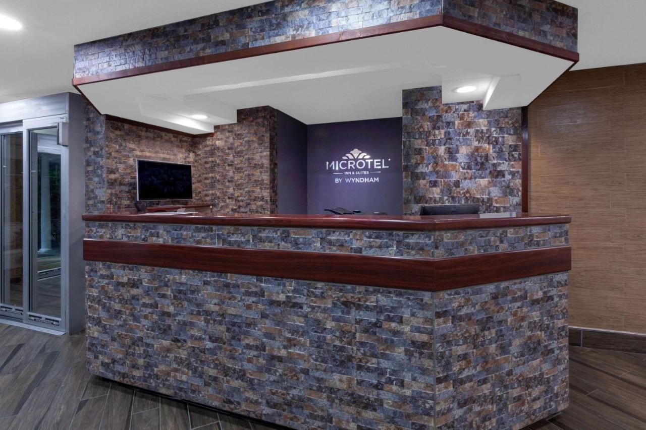 | Microtel Inn Suite by Wyndham BWI Airport