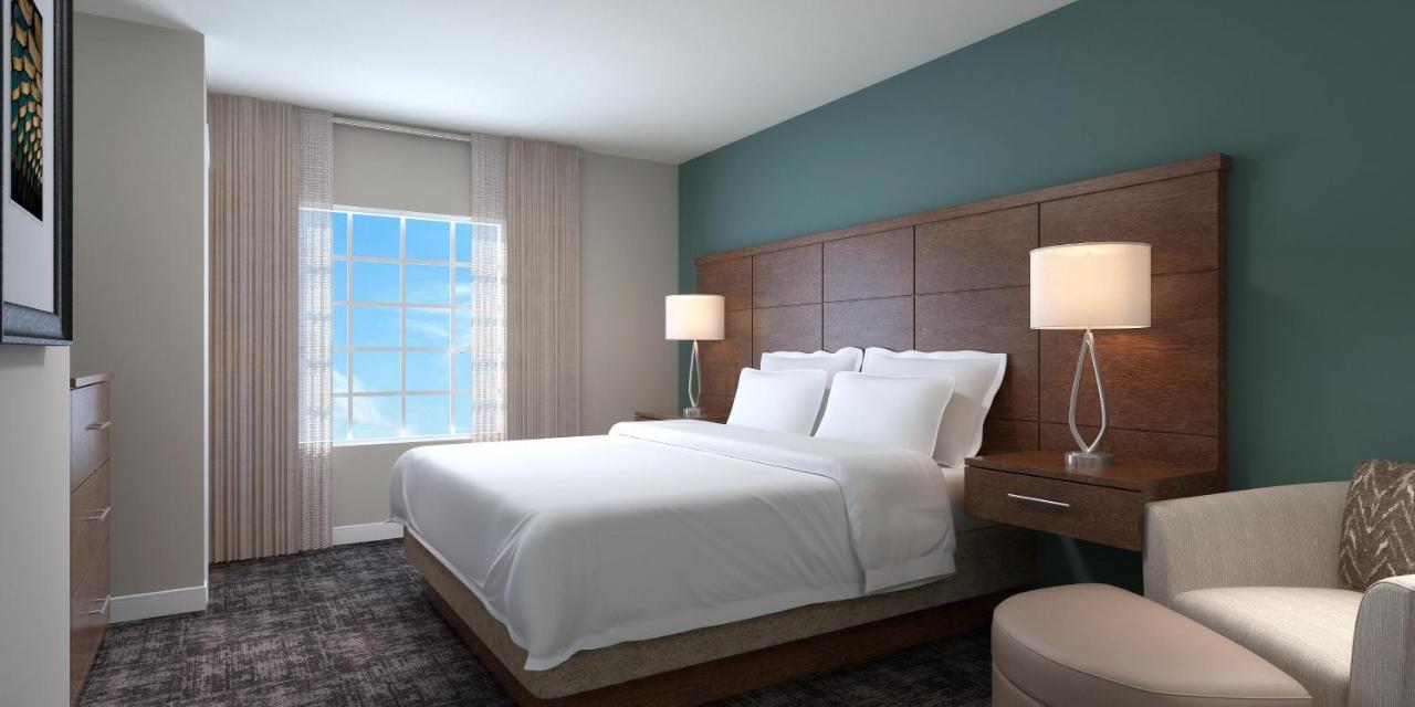 | Staybridge Suites - Columbus - Worthington, an IHG Hotel