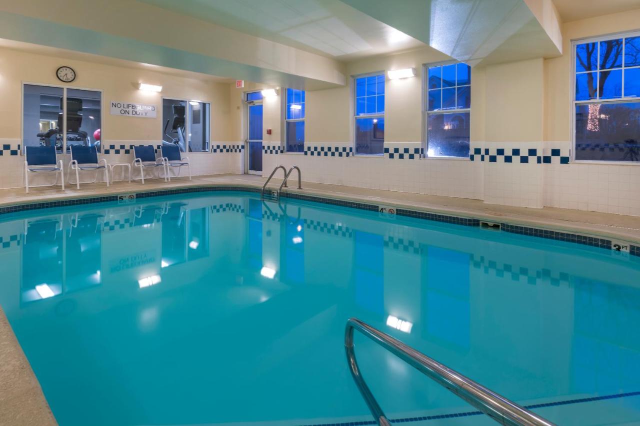 | Fairfield Inn Kansas City Downtown/Union Hill