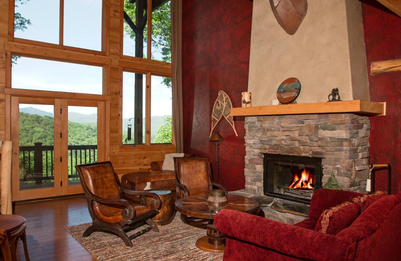 | Lazy Bear Lodge