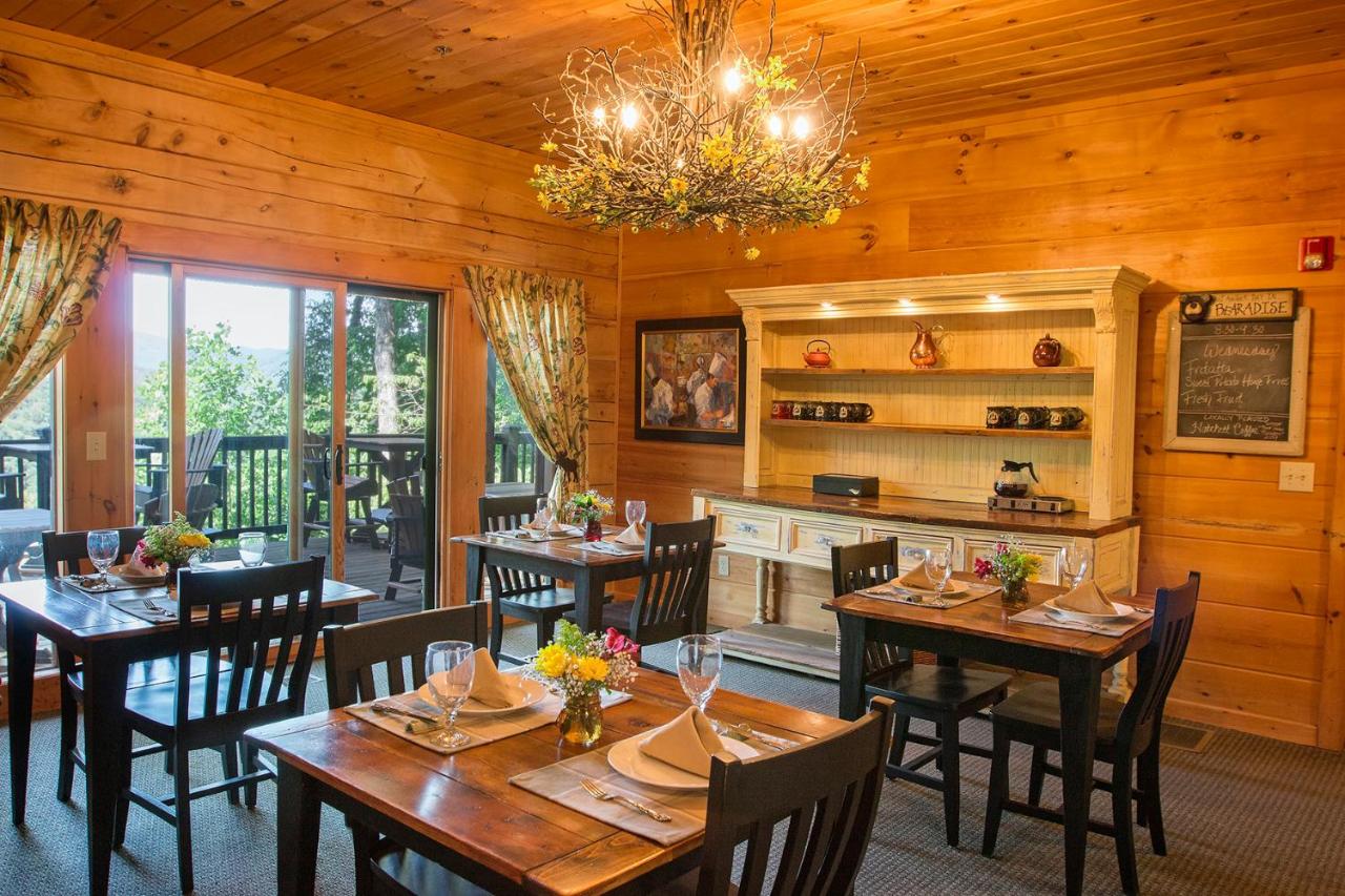| Lazy Bear Lodge