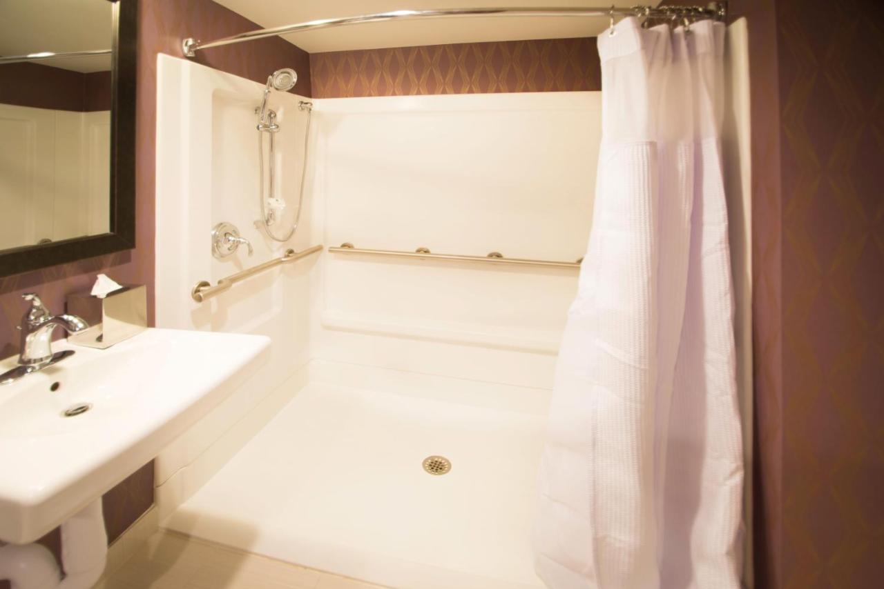  | Crowne Plaza Saddle Brook, an IHG Hotel