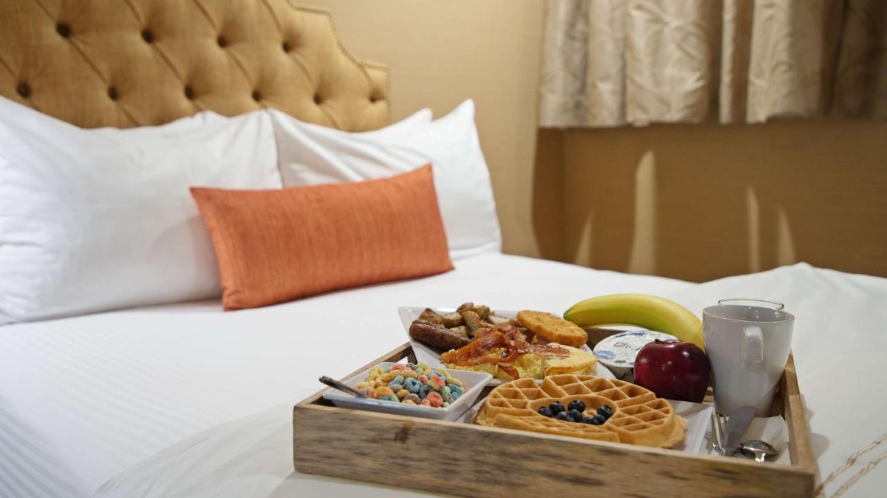  | Best Western Plus Sunset Plaza Hotel