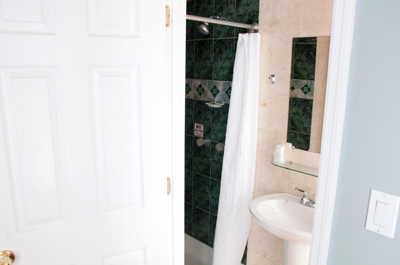 | Ponce De Leon Hotel