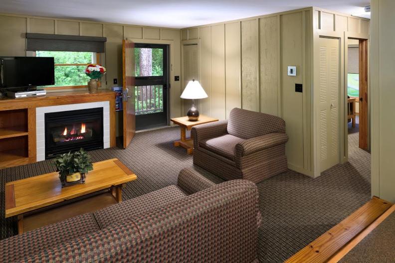 | Hueston Woods Lodge and Conference Center