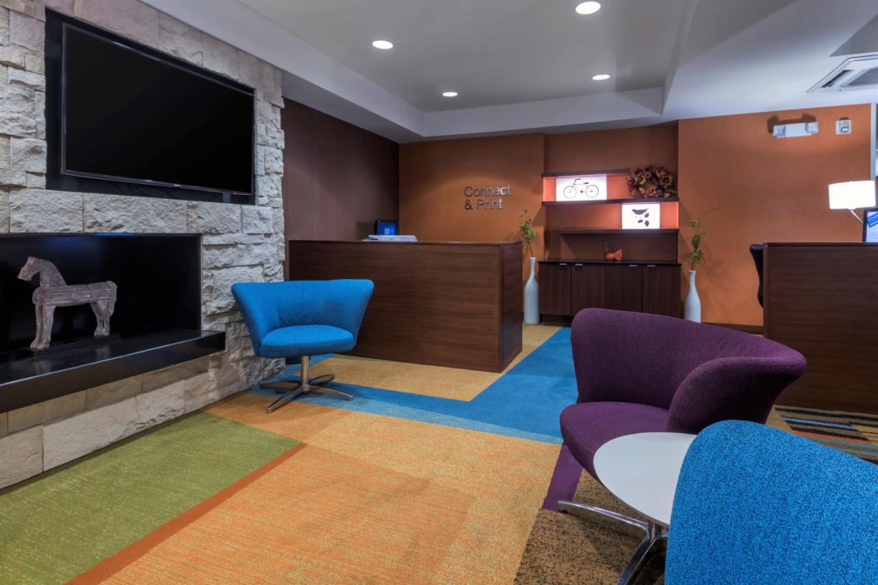 | Fairfield Inn Kansas City Downtown/Union Hill