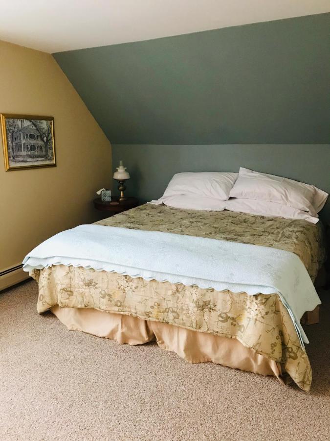 | Maplecroft Bed & Breakfast