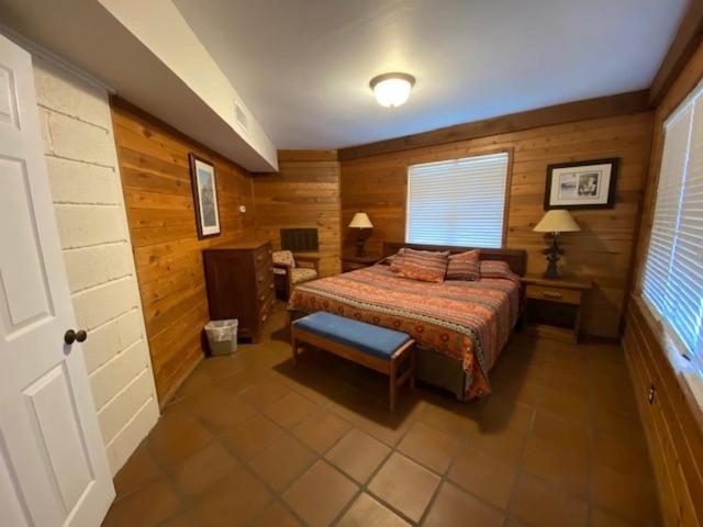 | Flying L Ranch Resort