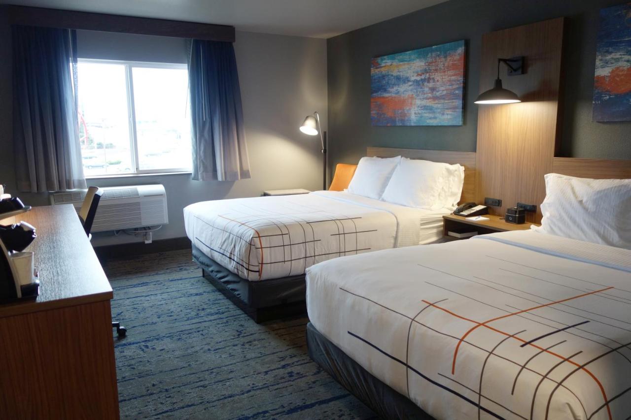 Queen Room with Two Queen Beds - Non-Smoking at La Quinta Inn & Suites by Wyndham Springfield