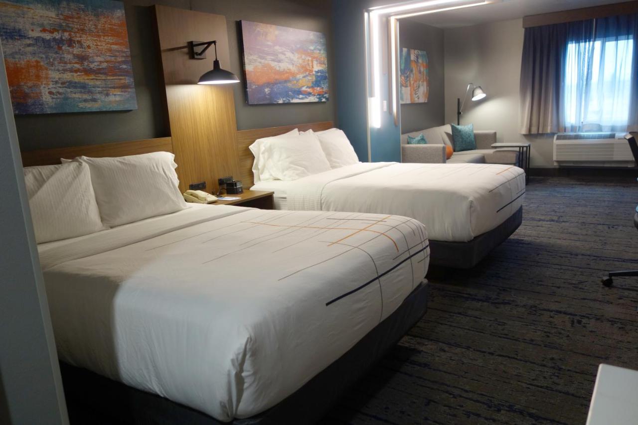 Studio Suite with Two Queen Beds - Non-Smoking at La Quinta Inn & Suites by Wyndham Springfield