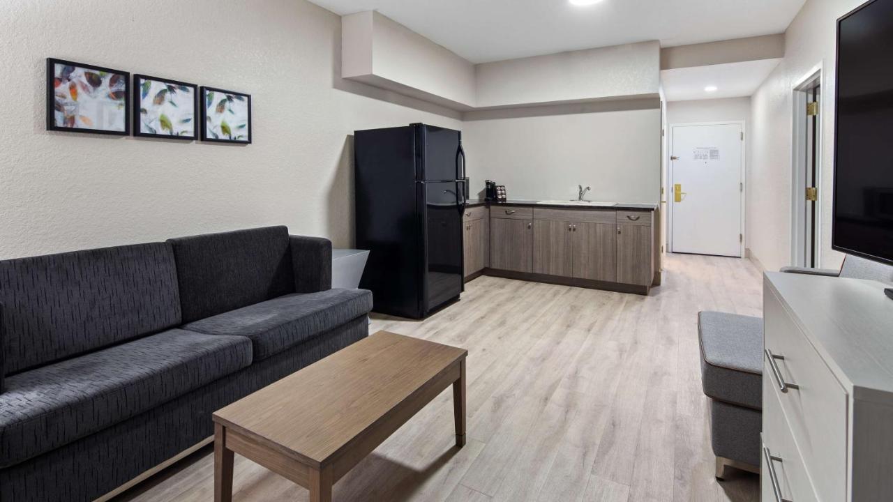  | Best Western Heritage Inn & Suites