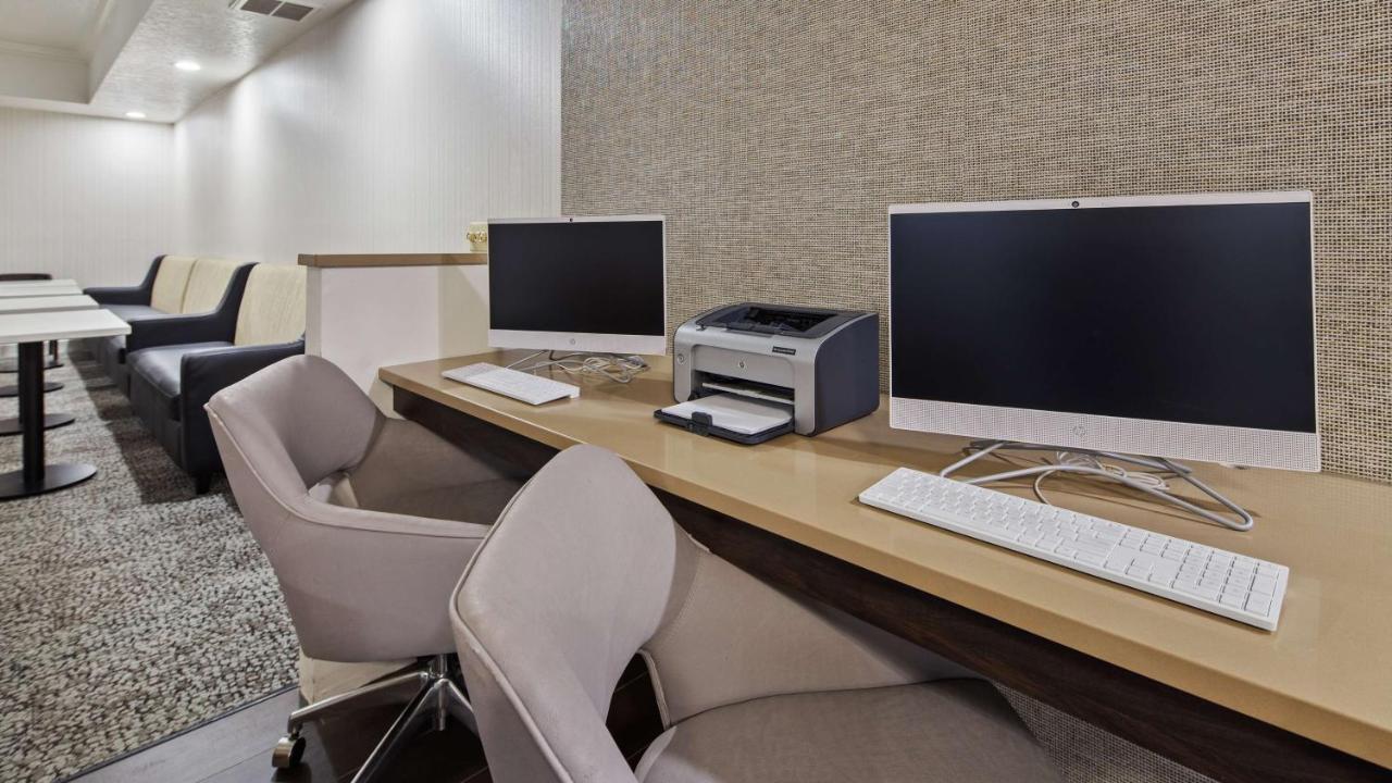  | Best Western Heritage Inn & Suites